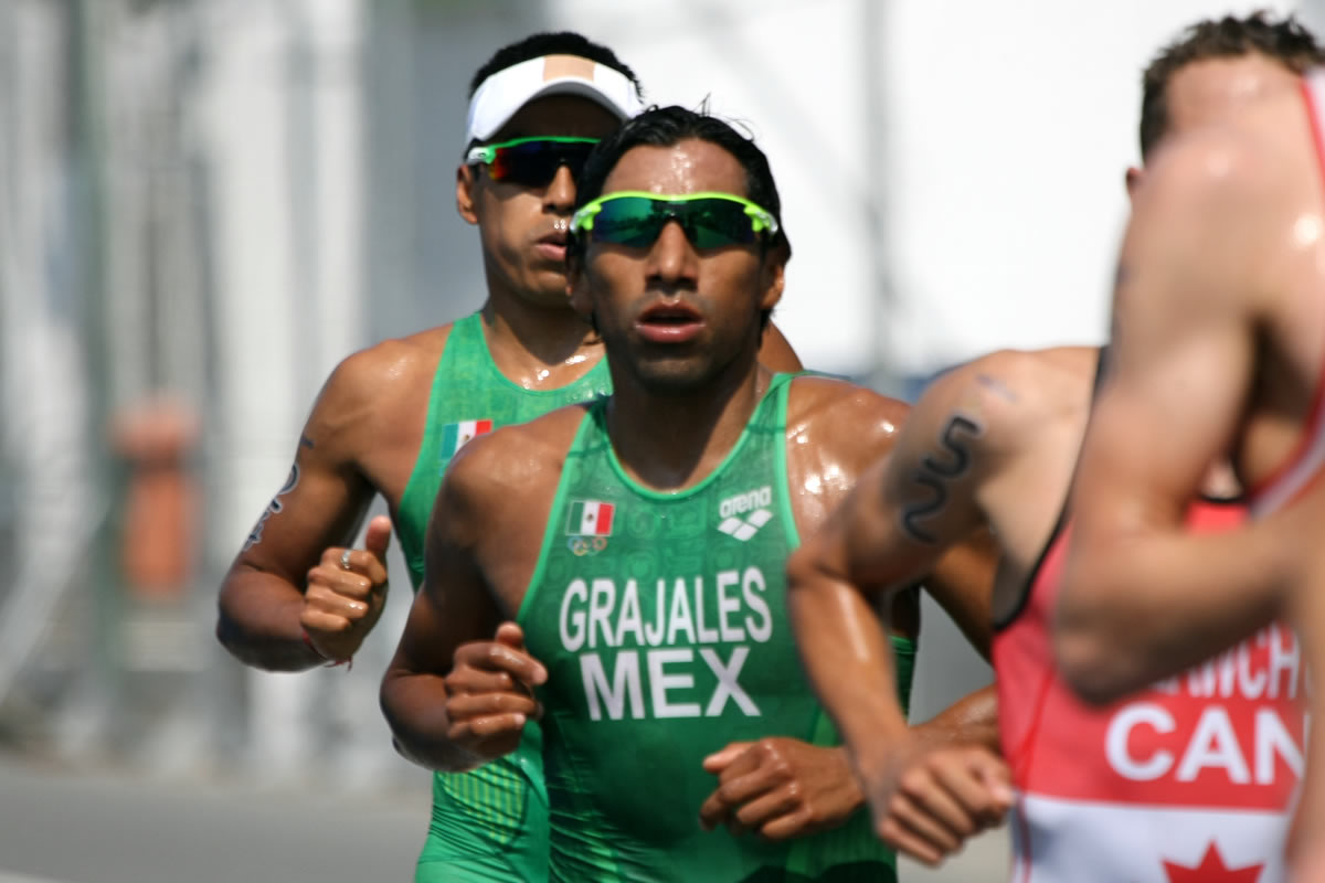 Termina Grajales 12 en triatlón olímpico